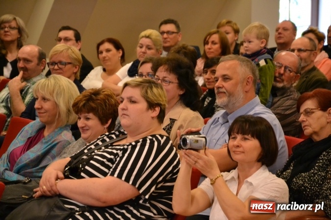 Zdjęcie w galerii na portalu naszraciborz.pl: Mój dom - spotkanie rodzin zastępczych na zamku za nami  wiadomości z regionu