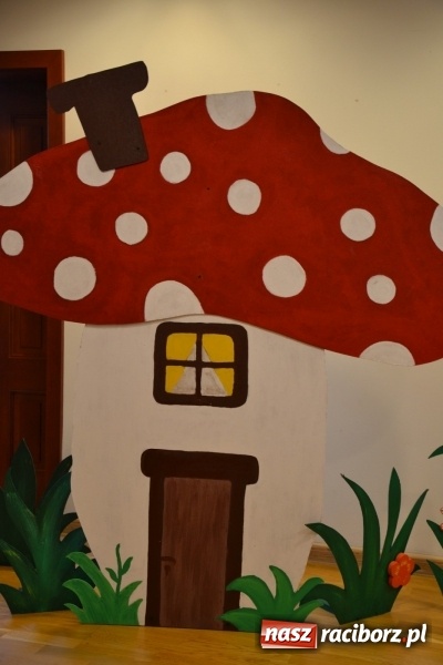 Zdjęcie w galerii na portalu naszraciborz.pl: Mój dom - spotkanie rodzin zastępczych na zamku za nami  wiadomości z regionu