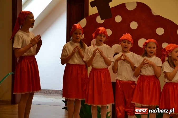 Zdjęcie w galerii na portalu naszraciborz.pl: Mój dom - spotkanie rodzin zastępczych na zamku za nami  wiadomości z regionu