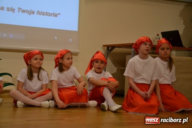 Zdjęcie w galerii na portalu naszraciborz.pl: Mój dom - spotkanie rodzin zastępczych na zamku za nami  wiadomości z regionu