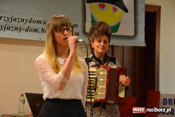 Zdjęcie w galerii na portalu naszraciborz.pl: Mój dom - spotkanie rodzin zastępczych na zamku za nami  wiadomości z regionu