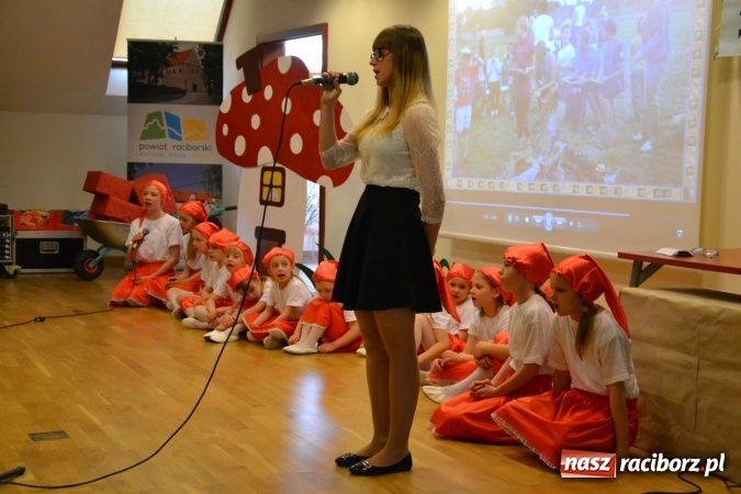 Zdjęcie w galerii na portalu naszraciborz.pl: Mój dom - spotkanie rodzin zastępczych na zamku za nami  wiadomości z regionu
