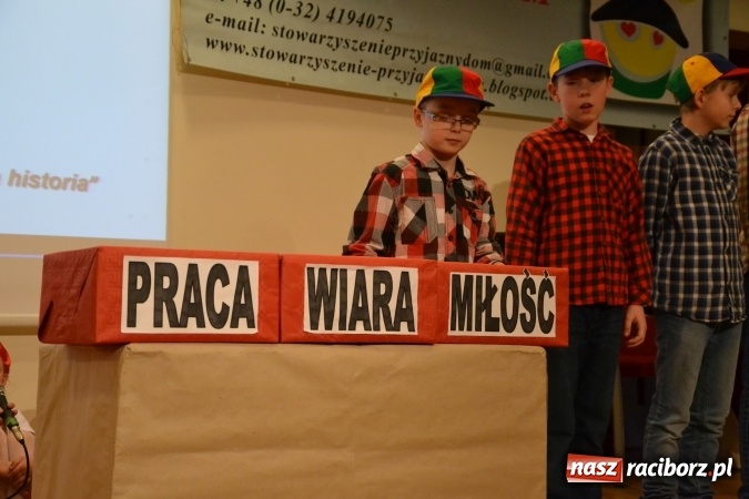 Zdjęcie w galerii na portalu naszraciborz.pl: Mój dom - spotkanie rodzin zastępczych na zamku za nami  wiadomości z regionu