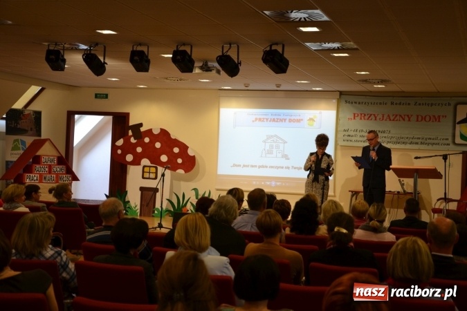 Zdjęcie w galerii na portalu naszraciborz.pl: Mój dom - spotkanie rodzin zastępczych na zamku za nami  wiadomości z regionu