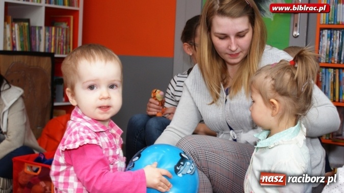 Zdjęcie w galerii na portalu naszraciborz.pl: Klub Malucha z wizytą w zoo  wiadomości z regionu