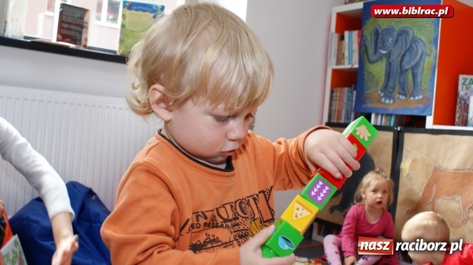 Zdjęcie w galerii na portalu naszraciborz.pl: Klub Malucha z wizytą w zoo  wiadomości z regionu