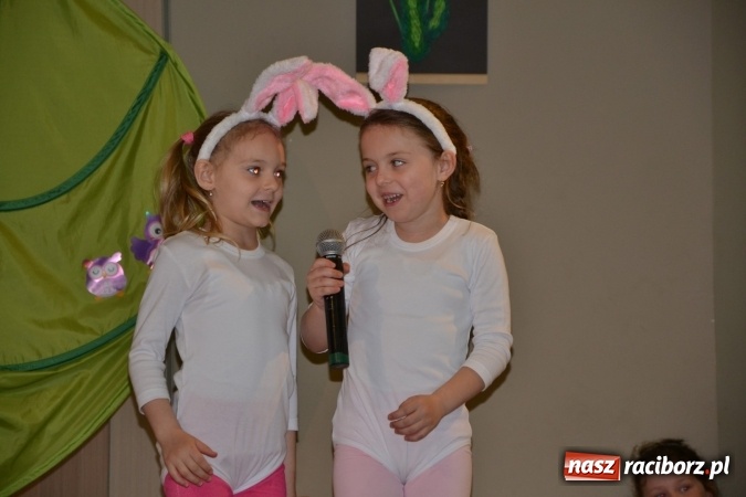 Zdjęcie w galerii na portalu naszraciborz.pl: Przegląd przedszkolnych teatrzyków w Tworkowie wiadomości z regionu