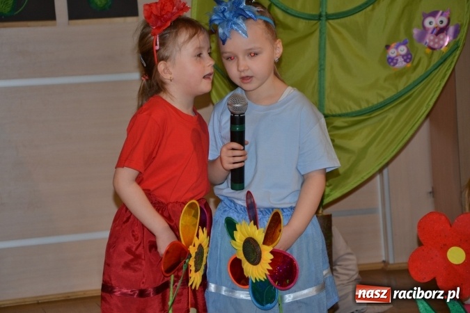 Zdjęcie w galerii na portalu naszraciborz.pl: Przegląd przedszkolnych teatrzyków w Tworkowie wiadomości z regionu