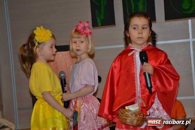 Zdjęcie w galerii na portalu naszraciborz.pl: Przegląd przedszkolnych teatrzyków w Tworkowie wiadomości z regionu