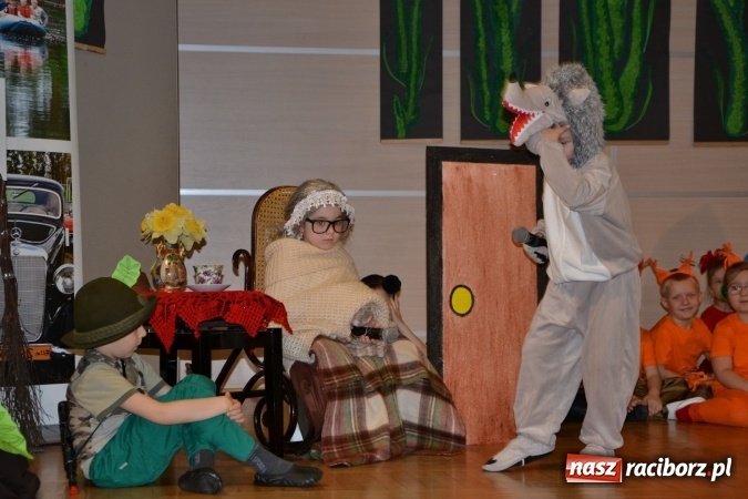 Zdjęcie w galerii na portalu naszraciborz.pl: Przegląd przedszkolnych teatrzyków w Tworkowie wiadomości z regionu