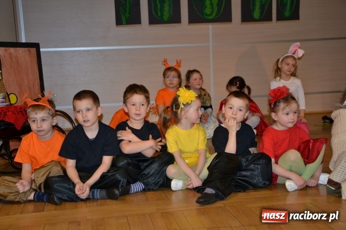 Zdjęcie w galerii na portalu naszraciborz.pl: Przegląd przedszkolnych teatrzyków w Tworkowie wiadomości z regionu