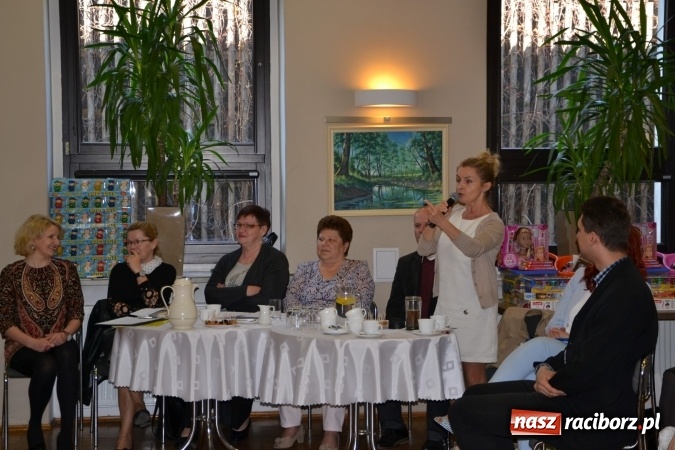 Zdjęcie w galerii na portalu naszraciborz.pl: Przegląd przedszkolnych teatrzyków w Tworkowie wiadomości z regionu