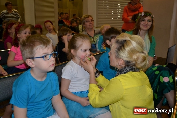 Zdjęcie w galerii na portalu naszraciborz.pl: Przegląd przedszkolnych teatrzyków w Tworkowie wiadomości z regionu