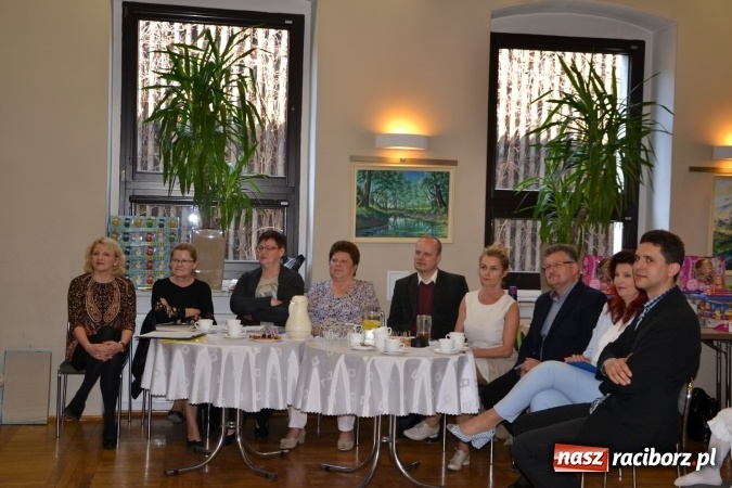 Zdjęcie w galerii na portalu naszraciborz.pl: Przegląd przedszkolnych teatrzyków w Tworkowie wiadomości z regionu