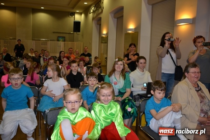 Zdjęcie w galerii na portalu naszraciborz.pl: Przegląd przedszkolnych teatrzyków w Tworkowie wiadomości z regionu