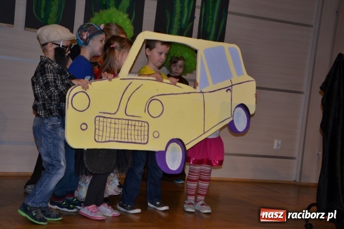 Zdjęcie w galerii na portalu naszraciborz.pl: Przegląd przedszkolnych teatrzyków w Tworkowie wiadomości z regionu