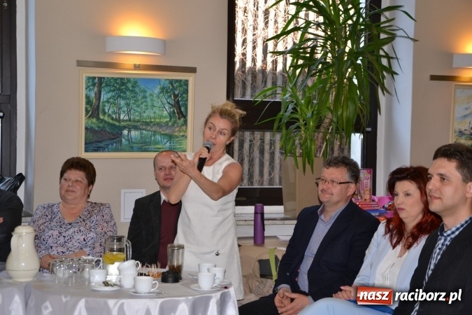 Zdjęcie w galerii na portalu naszraciborz.pl: Przegląd przedszkolnych teatrzyków w Tworkowie wiadomości z regionu