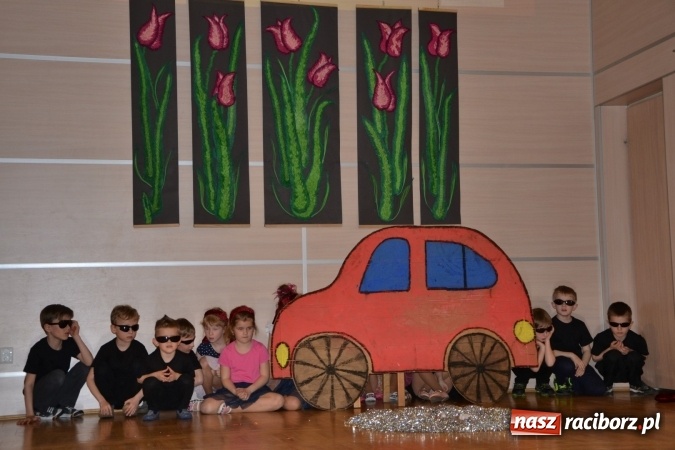 Zdjęcie w galerii na portalu naszraciborz.pl: Przegląd przedszkolnych teatrzyków w Tworkowie wiadomości z regionu