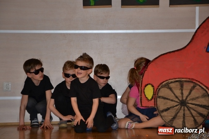 Zdjęcie w galerii na portalu naszraciborz.pl: Przegląd przedszkolnych teatrzyków w Tworkowie wiadomości z regionu