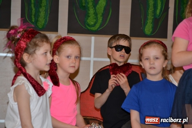 Zdjęcie w galerii na portalu naszraciborz.pl: Przegląd przedszkolnych teatrzyków w Tworkowie wiadomości z regionu