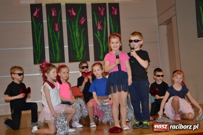 Zdjęcie w galerii na portalu naszraciborz.pl: Przegląd przedszkolnych teatrzyków w Tworkowie wiadomości z regionu