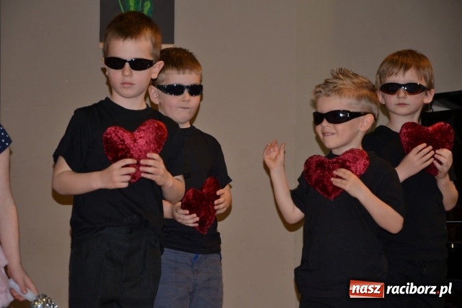 Zdjęcie w galerii na portalu naszraciborz.pl: Przegląd przedszkolnych teatrzyków w Tworkowie wiadomości z regionu