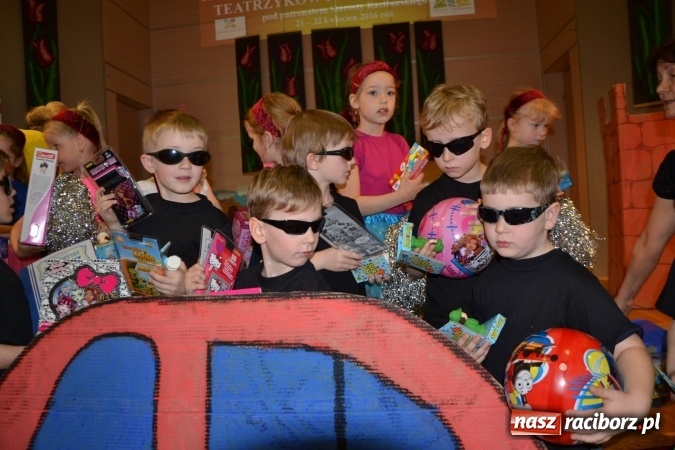 Zdjęcie w galerii na portalu naszraciborz.pl: Przegląd przedszkolnych teatrzyków w Tworkowie wiadomości z regionu