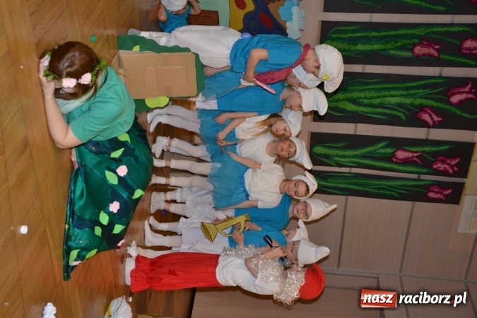 Zdjęcie w galerii na portalu naszraciborz.pl: Przegląd przedszkolnych teatrzyków w Tworkowie wiadomości z regionu