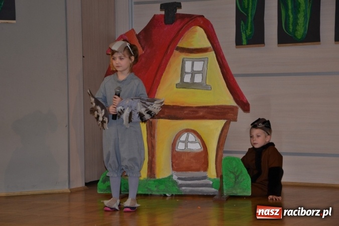 Zdjęcie w galerii na portalu naszraciborz.pl: Przegląd przedszkolnych teatrzyków w Tworkowie wiadomości z regionu