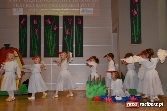 Zdjęcie w galerii na portalu naszraciborz.pl: Przegląd przedszkolnych teatrzyków w Tworkowie wiadomości z regionu