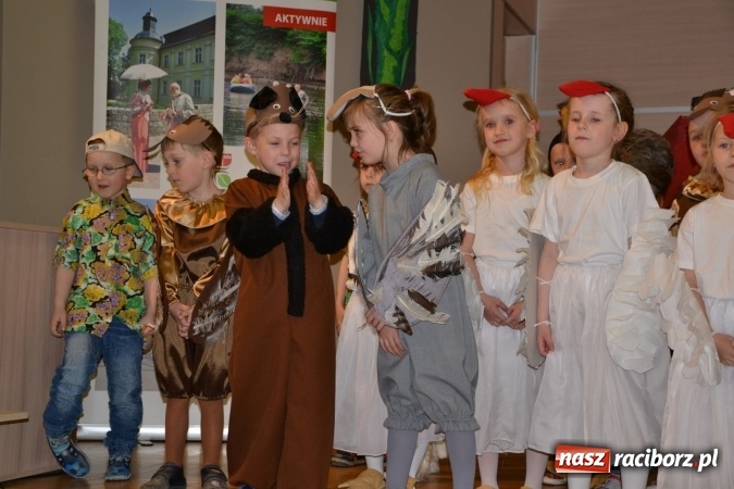 Zdjęcie w galerii na portalu naszraciborz.pl: Przegląd przedszkolnych teatrzyków w Tworkowie wiadomości z regionu