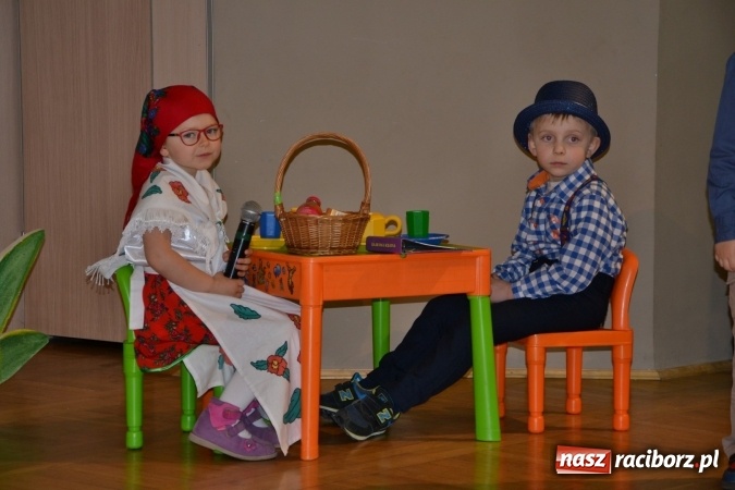 Zdjęcie w galerii na portalu naszraciborz.pl: Przegląd przedszkolnych teatrzyków w Tworkowie wiadomości z regionu