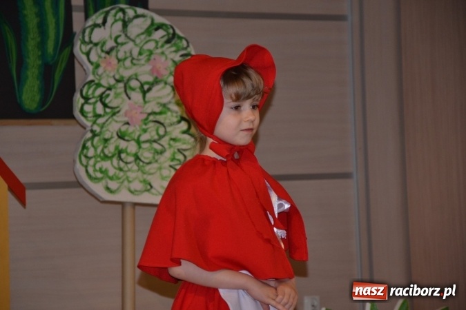 Zdjęcie w galerii na portalu naszraciborz.pl: Przegląd przedszkolnych teatrzyków w Tworkowie wiadomości z regionu