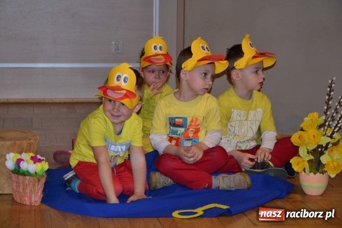 Zdjęcie w galerii na portalu naszraciborz.pl: Przegląd przedszkolnych teatrzyków w Tworkowie wiadomości z regionu