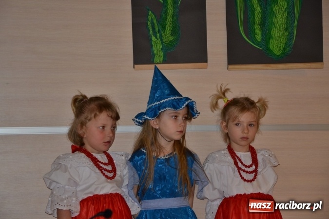 Zdjęcie w galerii na portalu naszraciborz.pl: Przegląd przedszkolnych teatrzyków w Tworkowie wiadomości z regionu