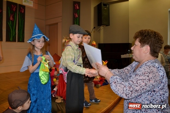 Zdjęcie w galerii na portalu naszraciborz.pl: Przegląd przedszkolnych teatrzyków w Tworkowie wiadomości z regionu