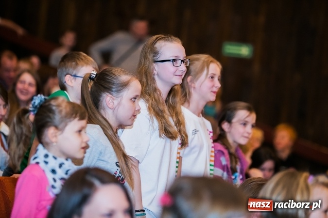 Zdjęcie w galerii na portalu naszraciborz.pl: Oblężenie szkoły muzycznej, która otworzyła swoje drzwi  wiadomości z regionu