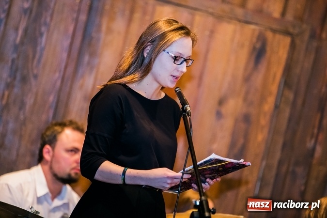 Zdjęcie w galerii na portalu naszraciborz.pl: Oblężenie szkoły muzycznej, która otworzyła swoje drzwi  wiadomości z regionu