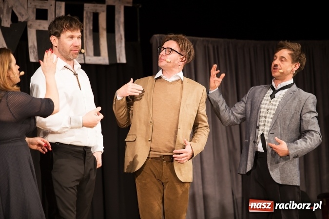 Zdjęcie w galerii na portalu naszraciborz.pl: Kabaret Hrabi i Kabaret Jurki w Raciborskim Centrum Kultury wiadomości z regionu