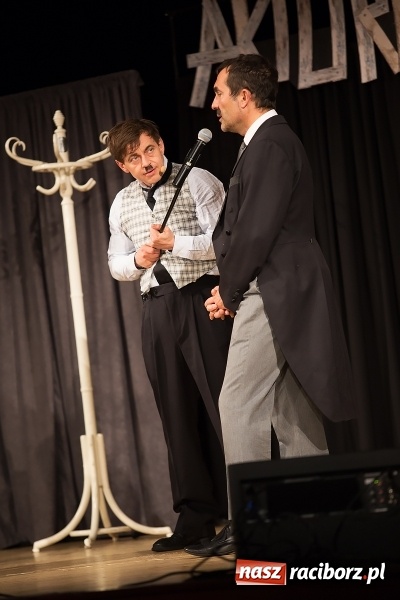 Zdjęcie w galerii na portalu naszraciborz.pl: Kabaret Hrabi i Kabaret Jurki w Raciborskim Centrum Kultury wiadomości z regionu