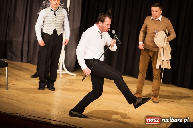 Zdjęcie w galerii na portalu naszraciborz.pl: Kabaret Hrabi i Kabaret Jurki w Raciborskim Centrum Kultury wiadomości z regionu