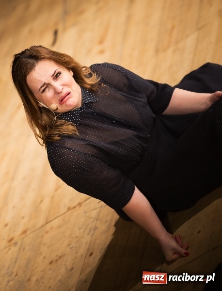 Zdjęcie w galerii na portalu naszraciborz.pl: Kabaret Hrabi i Kabaret Jurki w Raciborskim Centrum Kultury wiadomości z regionu