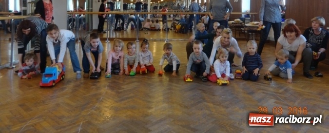 Zdjęcie w galerii na portalu naszraciborz.pl: Raciborskie Fikusie już po inauguracji sezonu wiadomości z regionu