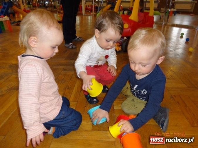 Zdjęcie w galerii na portalu naszraciborz.pl: Raciborskie Fikusie już po inauguracji sezonu wiadomości z regionu