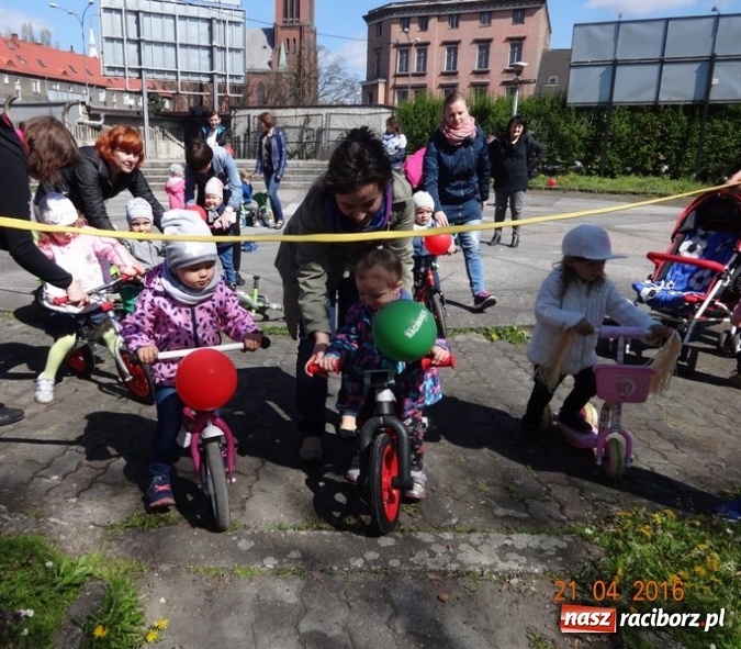 Zdjęcie w galerii na portalu naszraciborz.pl: Raciborskie Fikusie już po inauguracji sezonu wiadomości z regionu