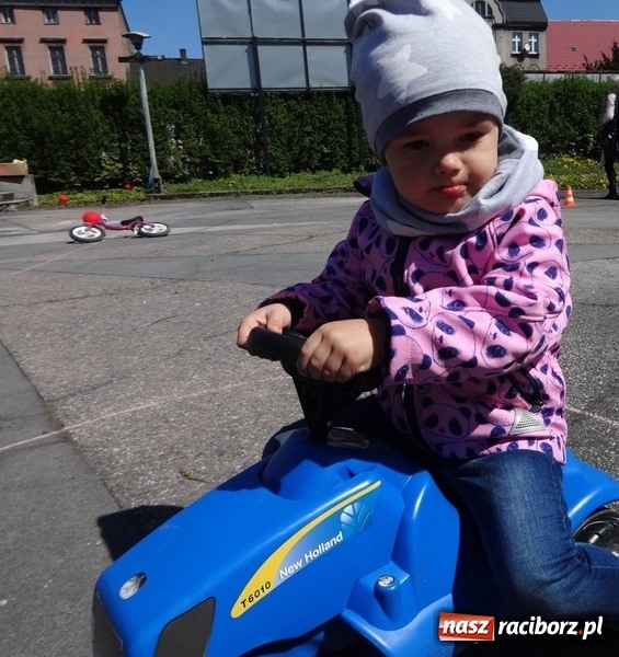 Zdjęcie w galerii na portalu naszraciborz.pl: Raciborskie Fikusie już po inauguracji sezonu wiadomości z regionu