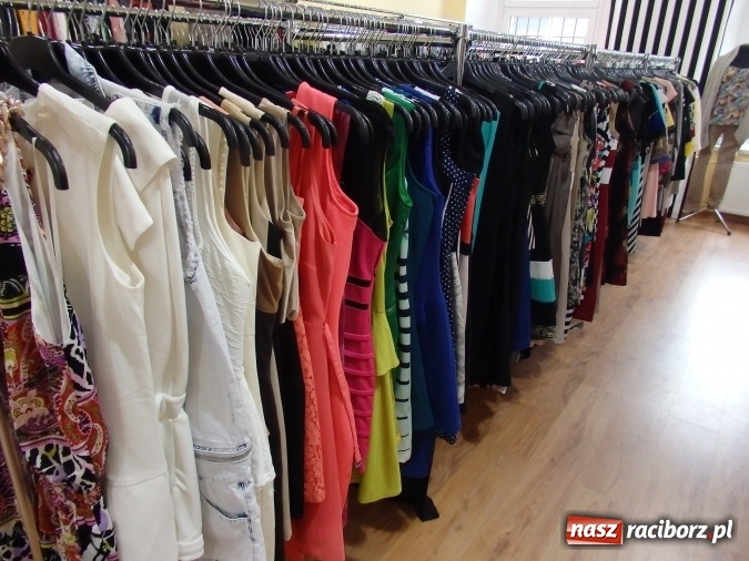 Zdjęcie w galerii na portalu naszraciborz.pl: Ubrania znanych marek w przystępnych cenach? To możliwe! Damski komis Marka zaprasza na zakupy wiadomości z regionu