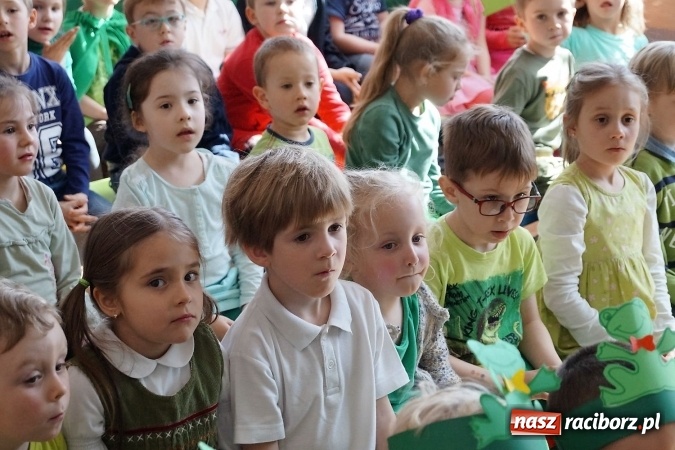 Zdjęcie w galerii na portalu naszraciborz.pl: Dzieci z Babic wiedzą, jak chronić Ziemię  wiadomości z regionu