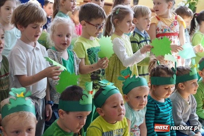 Zdjęcie w galerii na portalu naszraciborz.pl: Dzieci z Babic wiedzą, jak chronić Ziemię  wiadomości z regionu