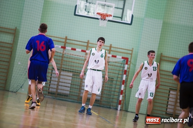 Zdjęcie w galerii na portalu naszraciborz.pl: Koszykarze Gimnazjum nr 1 najlepsi w finałach rejonowych wiadomości z regionu